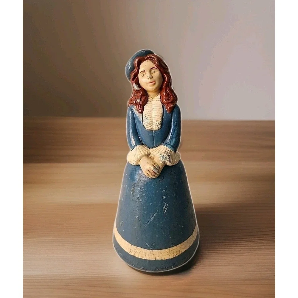 VTG 1990s Avon Decanter 6